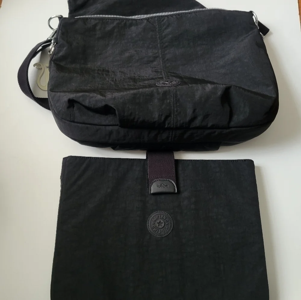 Kipling DIGISLING TM 4887. Crossbody Messenger bag.